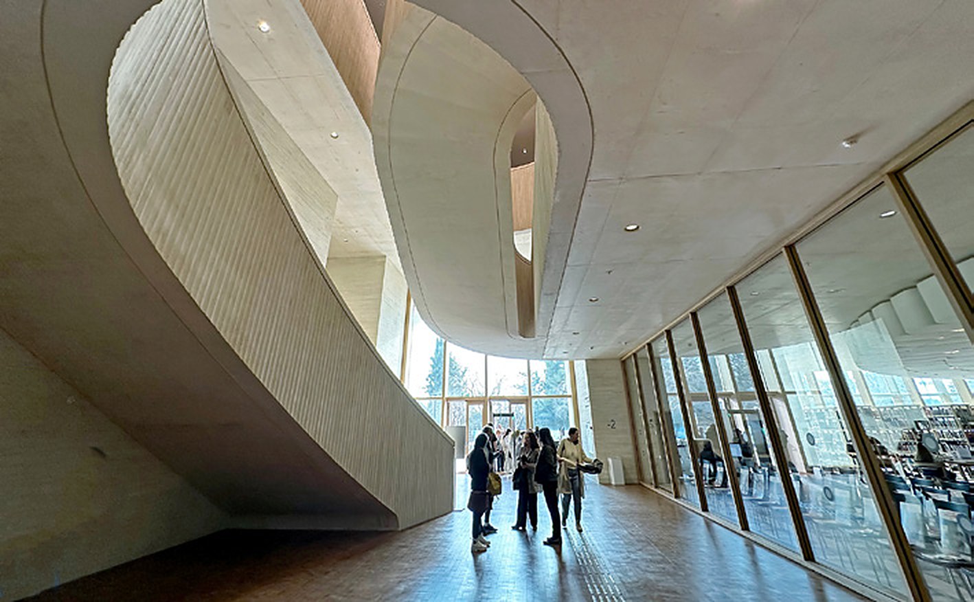 Contemporary architecture in Tel Aviv